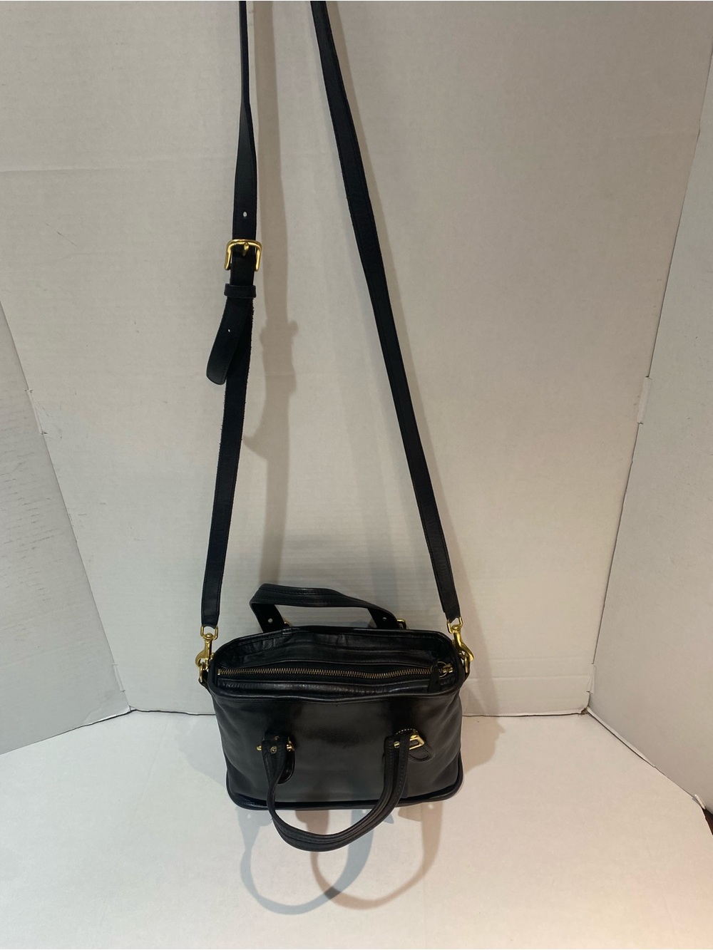 COACH 9063 Black Zip Closure Tote Shoulder Handbag Leather Vintage - Picture 6 of 15